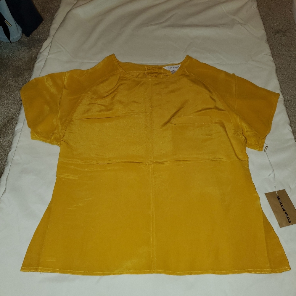Silk blouse NWT